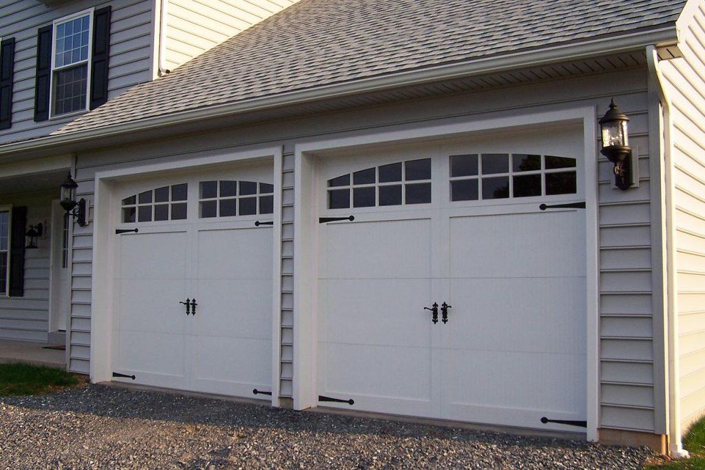 How To Manually Open A Garage Door From The Outside