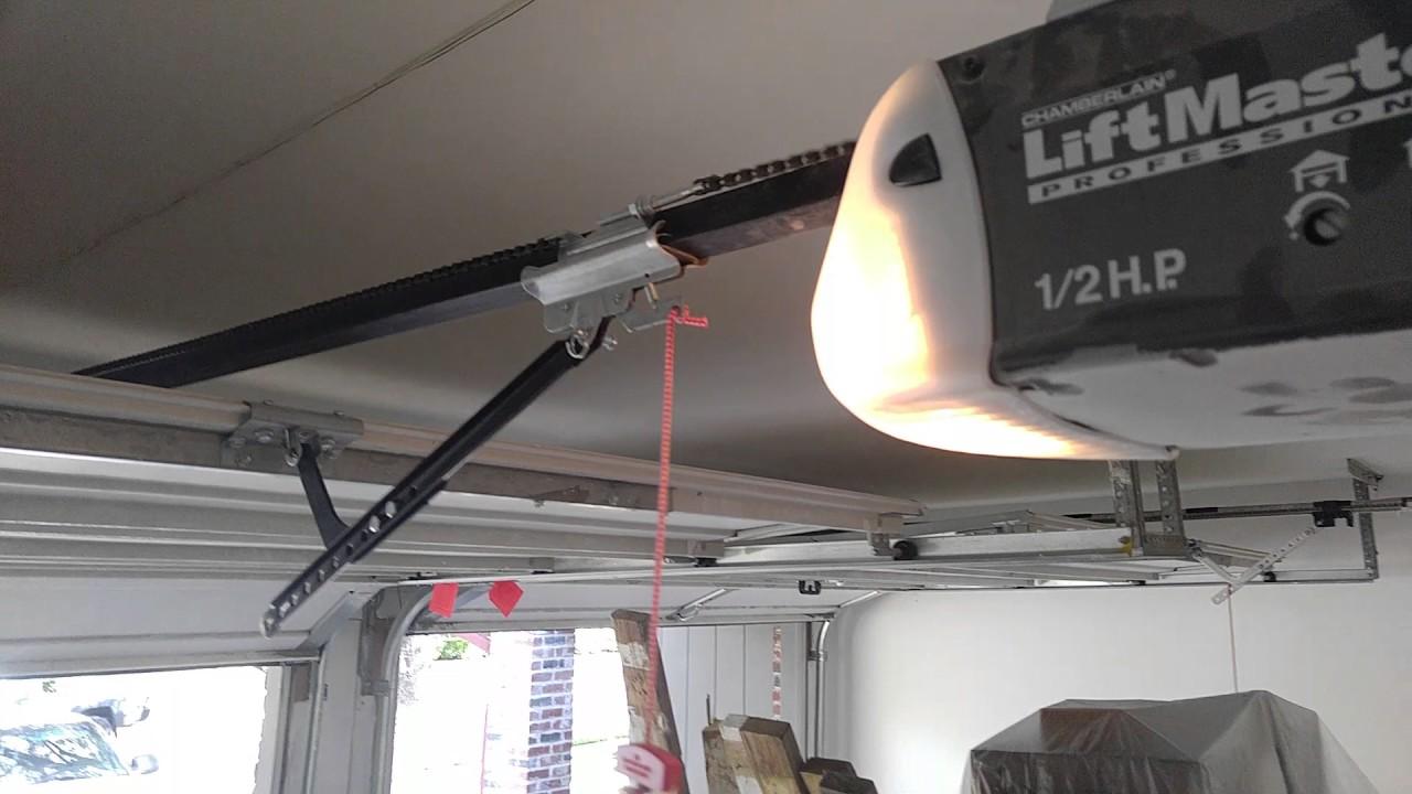 Troubleshooting When Your Liftmaster Garage Door Doesn’t Close