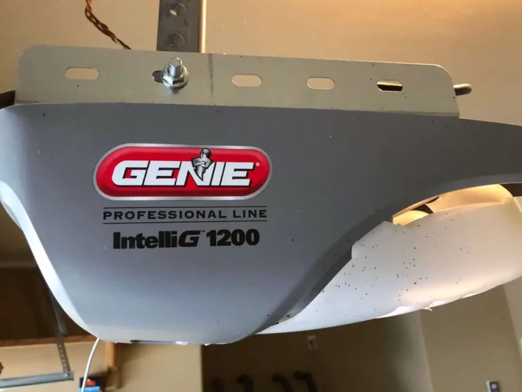 Genie Garage Door Opener Red Light On Motor