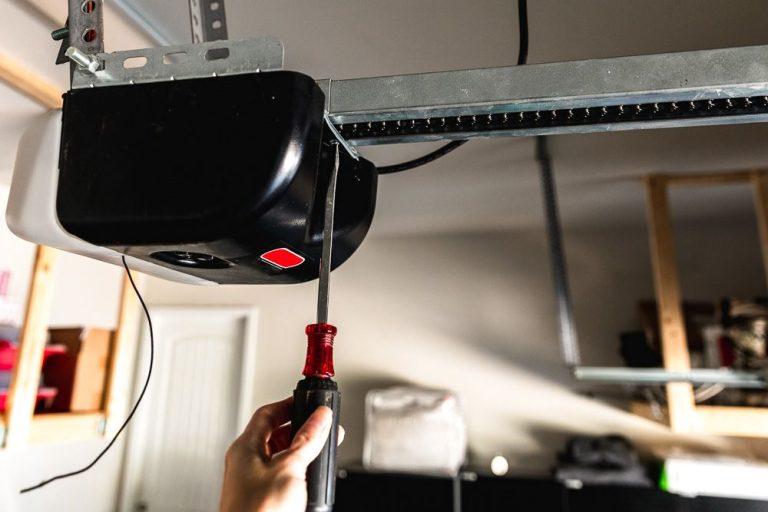 No Power to Genie Garage Door Opener – Resolving the Issue with Ease