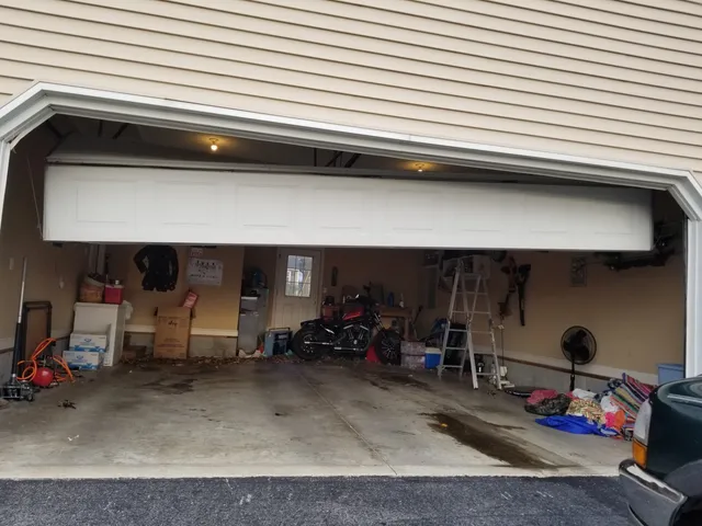 Garage Door Repair in Bowling Green KY: Essential Tips for Efficient