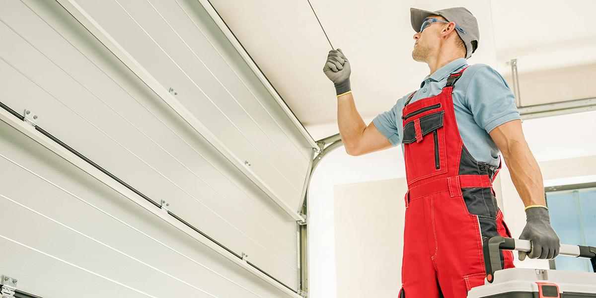 Garage Door Repair in Auburn, AL: Ensuring Safety and Efficiency