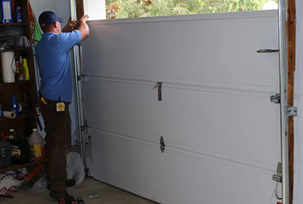 Garage Doors in Spring Hill, TN: Installation, Maintenance, and Repair