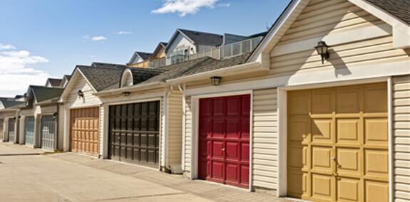 Garage Door Repair Bloomington IL: Services and Tips