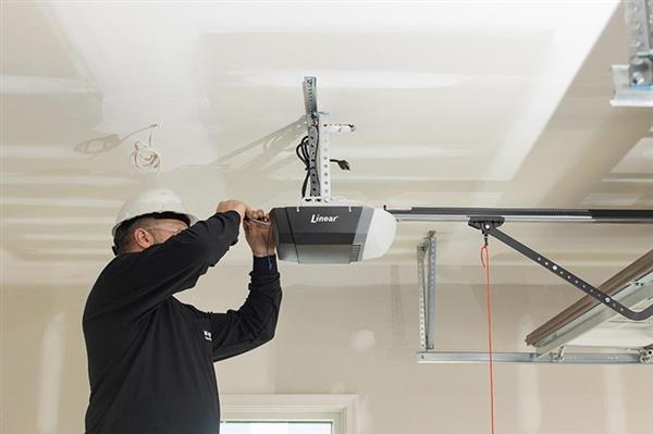 Garage Door Repair Montrose Co: Everything You Need to Know