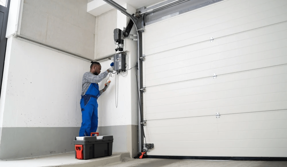 LiftMaster MH5011U Medium Duty Commercial Jackshaft Garage Door Operator, 1/2 HP, Heavy-Duty Performance For Your Business