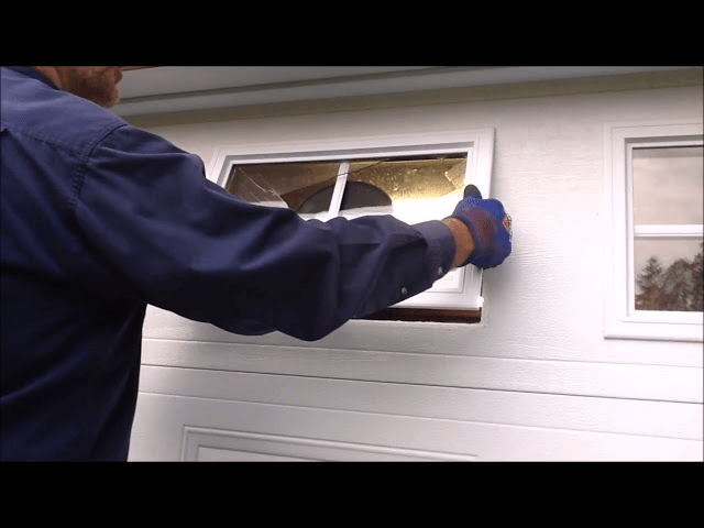 garage door glass replacement