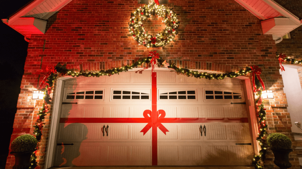 garage door xmas decorations