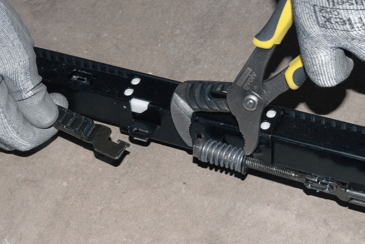 How To Replace Drive Belt On Chamberlain Garage Door Opener: A Complete Guide