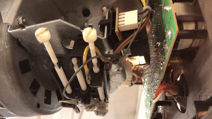 Craftsman Garage Door Opener Indicator Light Blinks 5 Times: Causes and Fixes