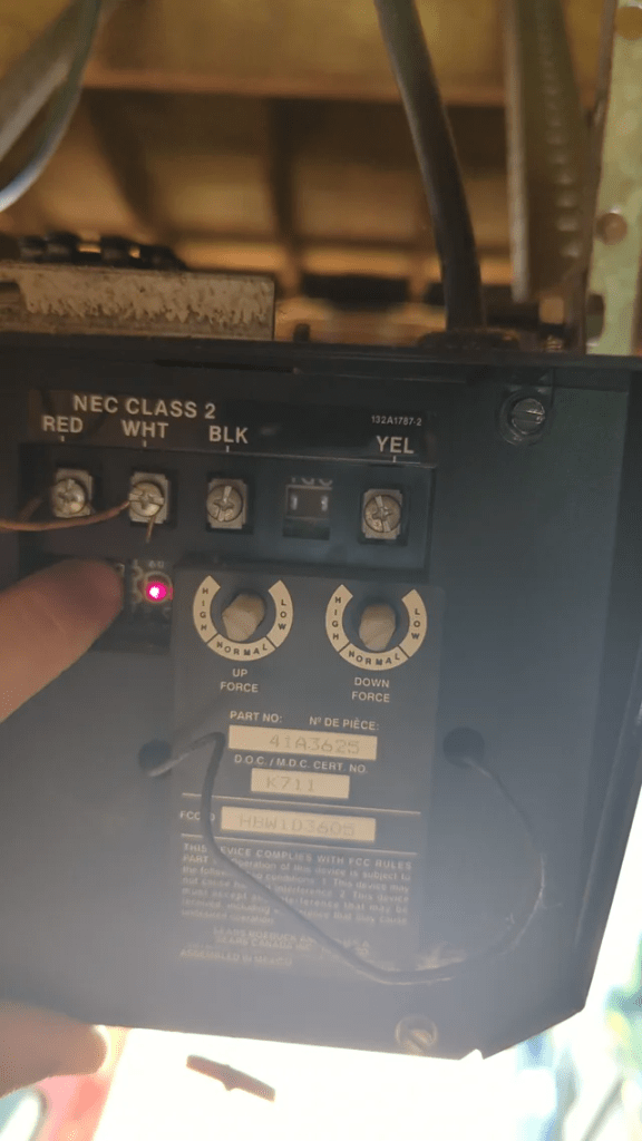 Craftsman Garage Door Opener Troubleshooting Flashing Light 5 Times
