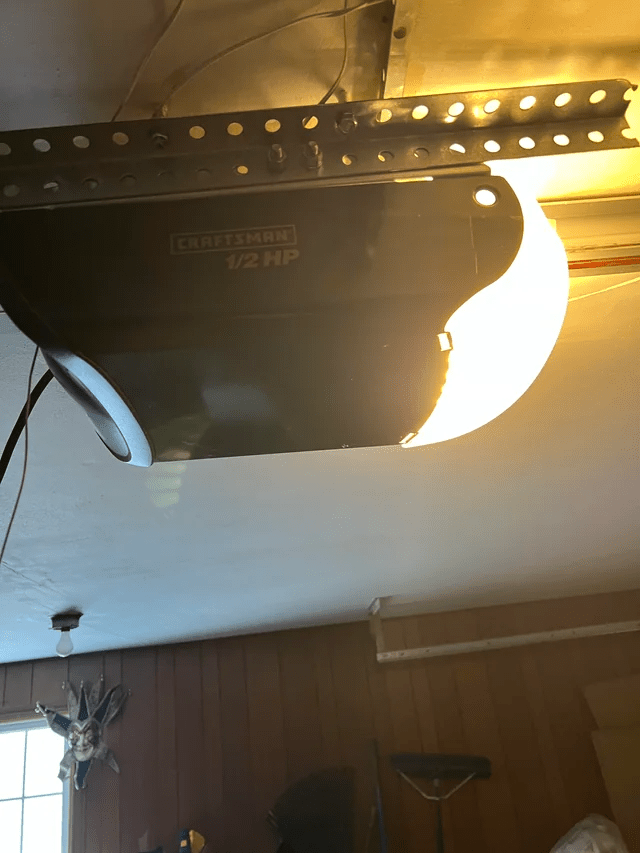 Craftsman Garage Door Opener Will Not Close Light Blinks