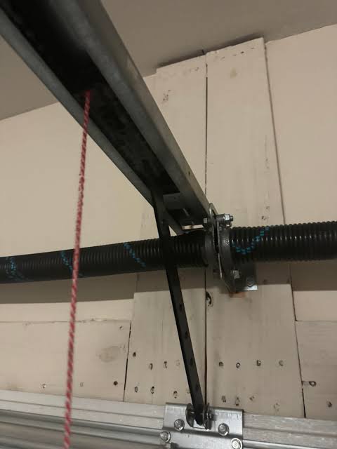 How To Tighten Chain On Genie Garage Door Opener